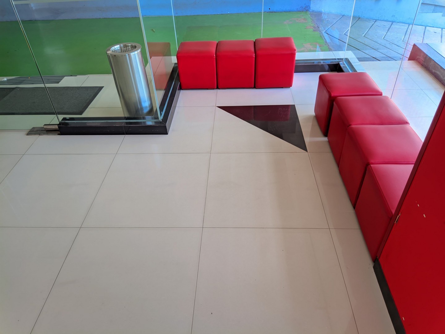 Hotel Brothers INN Merah Solo Baru 5/36