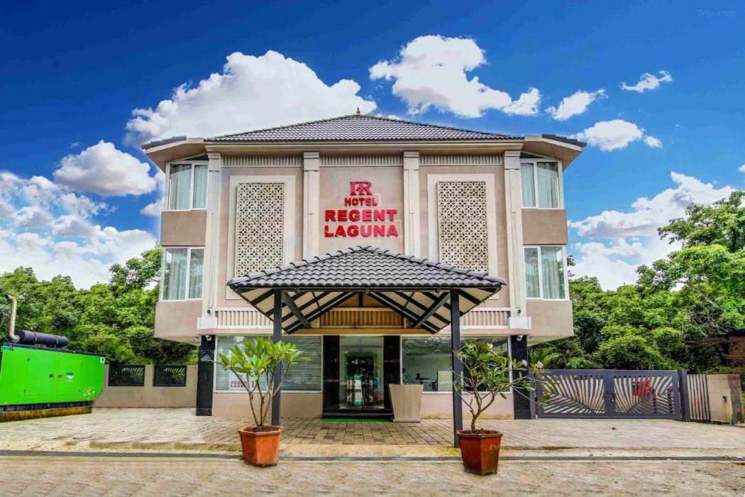 Hotel Regent Laguna 2/35