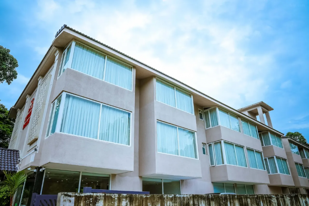Hotel Regent Laguna 1/35