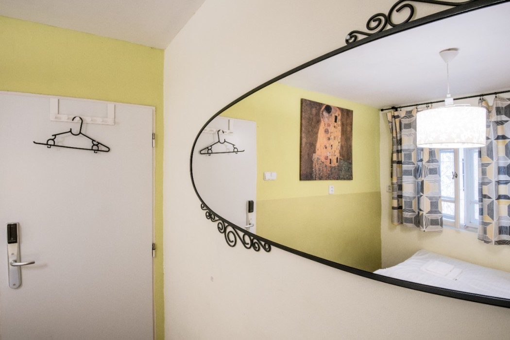 Charles Bridge Hostel & Apartments 25/98