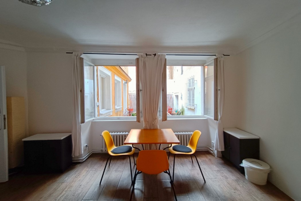 Charles Bridge Hostel & Apartments 50/98