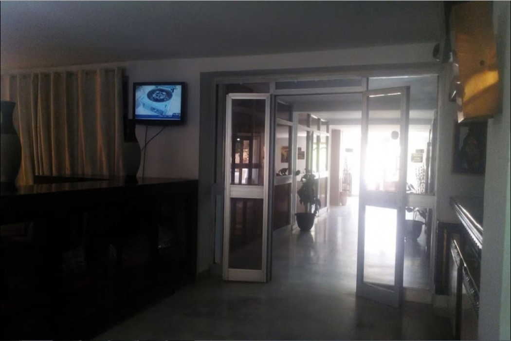 Antar Hotel 4/10
