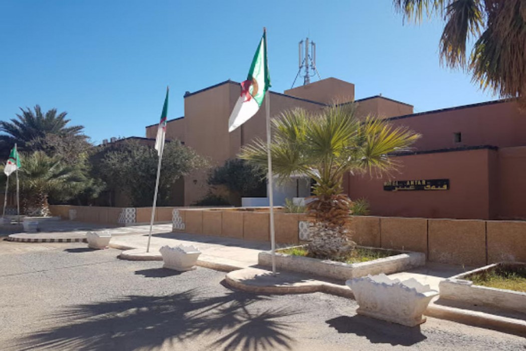 Antar Hotel 2/10