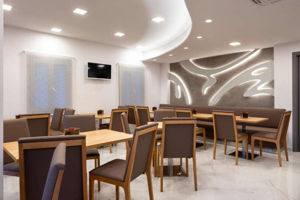 Deluxe Hotel Santorini 34/63