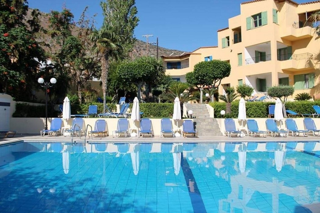 Sylvia Hotel Crete 7/8