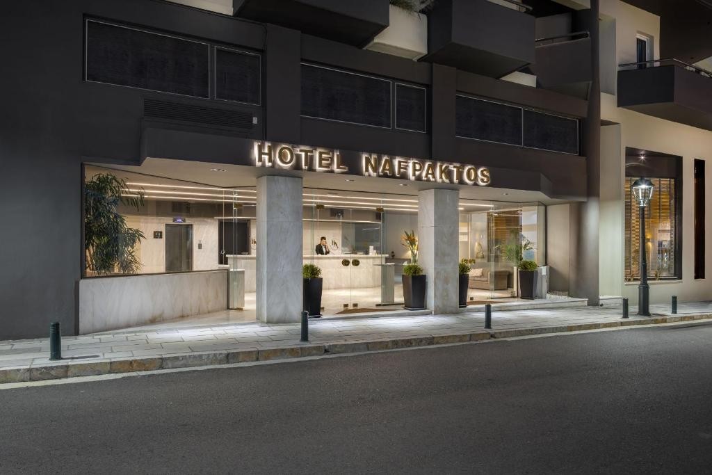 Nafpaktos Hotel 1/76