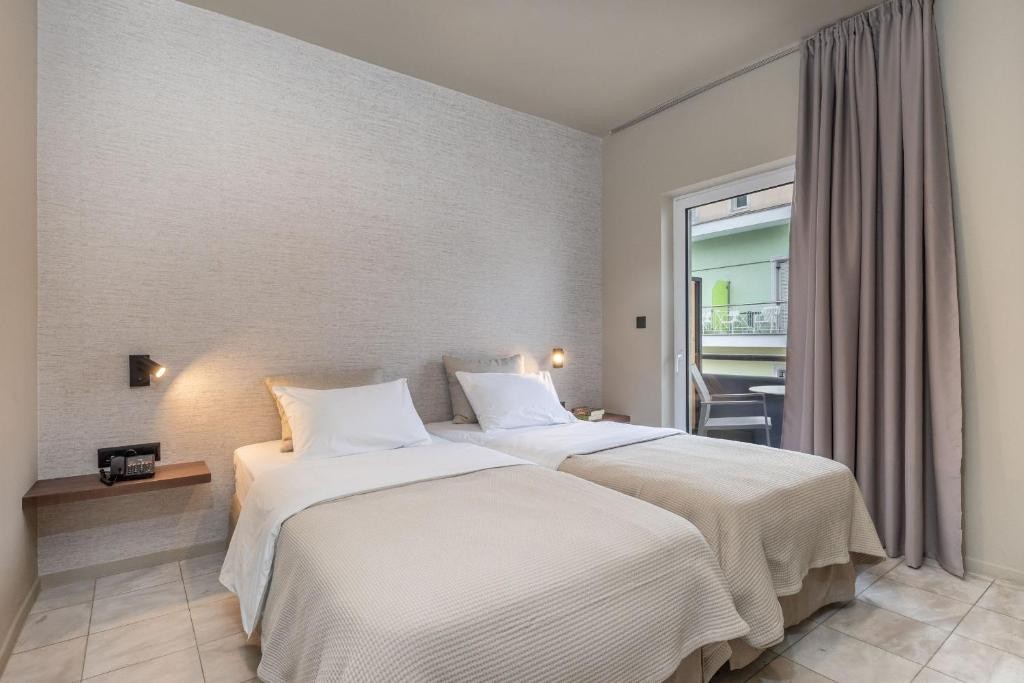 Nafpaktos Hotel 18/76