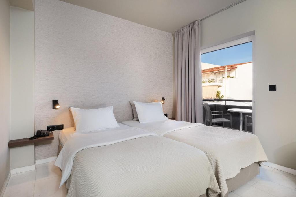 Nafpaktos Hotel 15/76