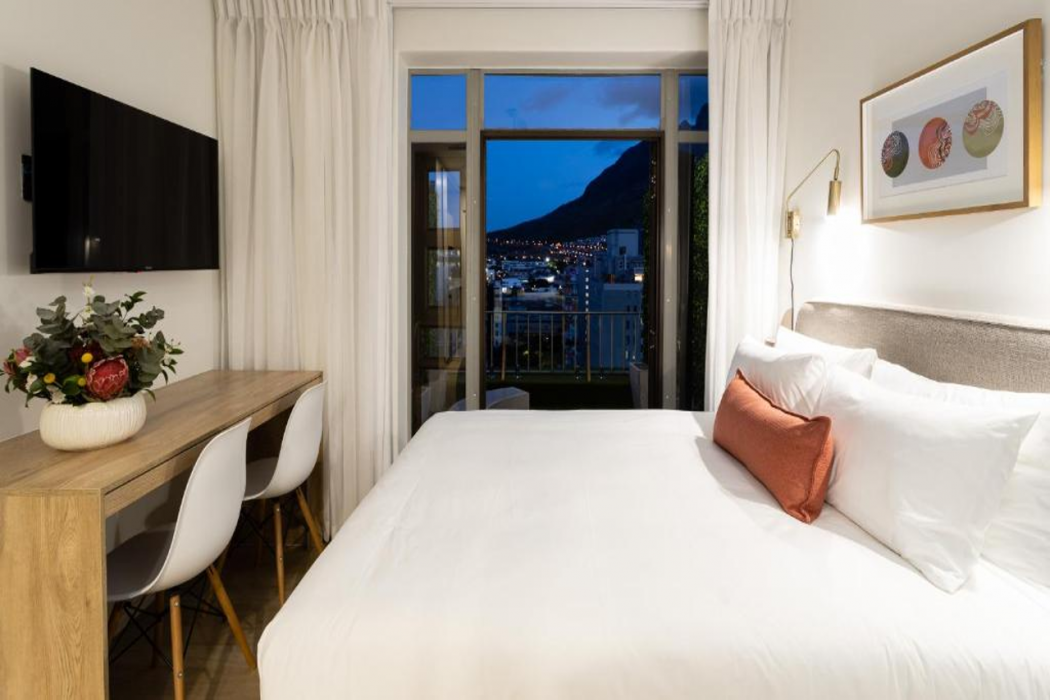 Habitat Aparthotel by Totalstay 10/55