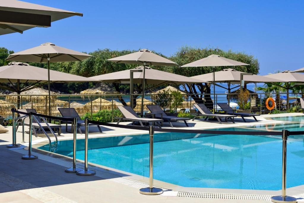 Prima Vista Beachfront Boutique Hotel 22/60