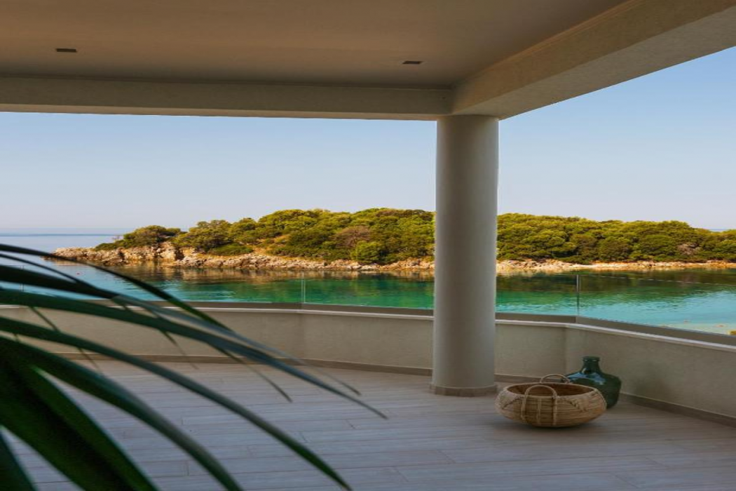 Prima Vista Beachfront Boutique Hotel 17/60