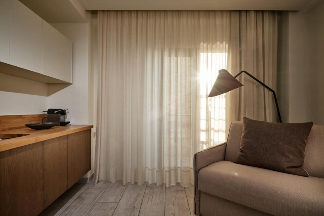 Prima Vista Beachfront Boutique Hotel 15/60