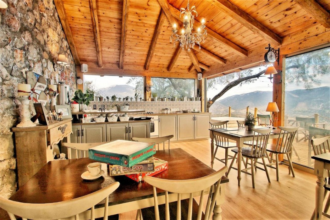 Almond House Suites Arachova 12/50