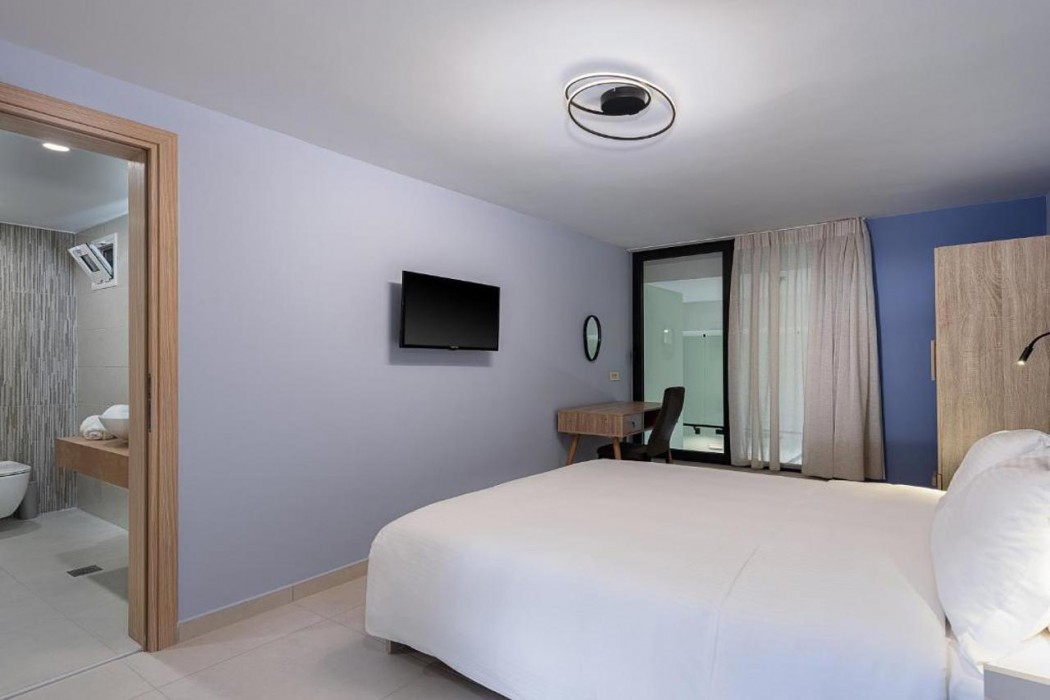 M City Hotel 15/63