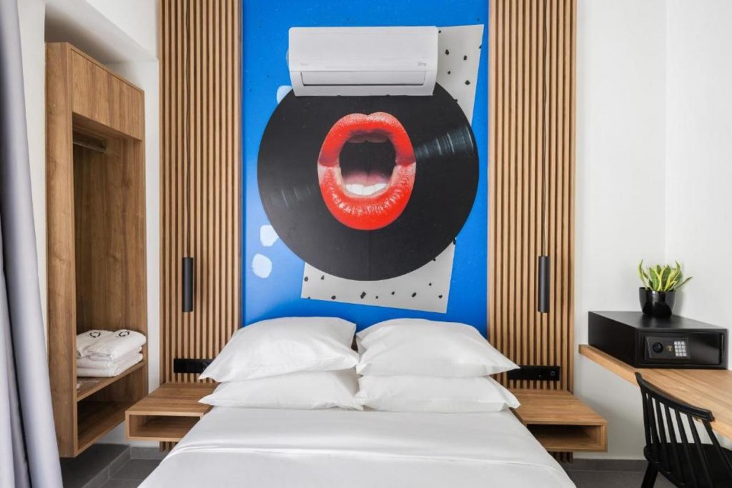 The Q Hotel 12/18
