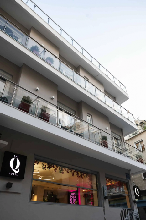 The Q Hotel 1/18