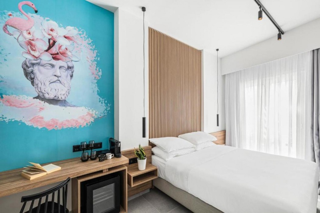 The Q Hotel 9/18