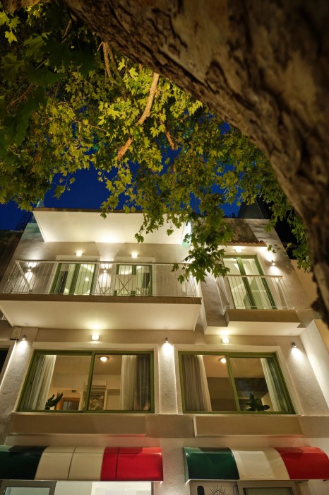 The Tree Skiathos 1/58