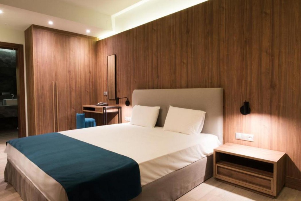 Mistral Seaside Hotel 6/36