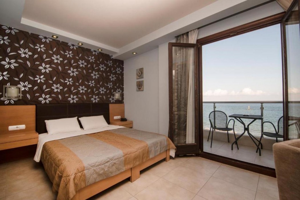 Mistral Seaside Hotel 4/36