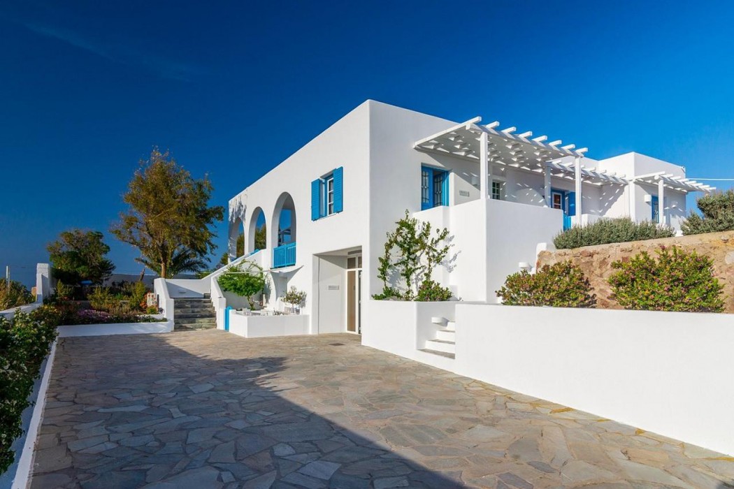 Eiriana Luxury Suites 3/60