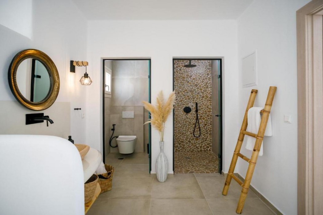 Naxos Earth Suites 13/59