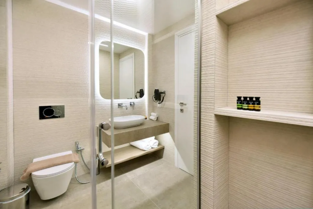 Anais Milos Suites 16/60