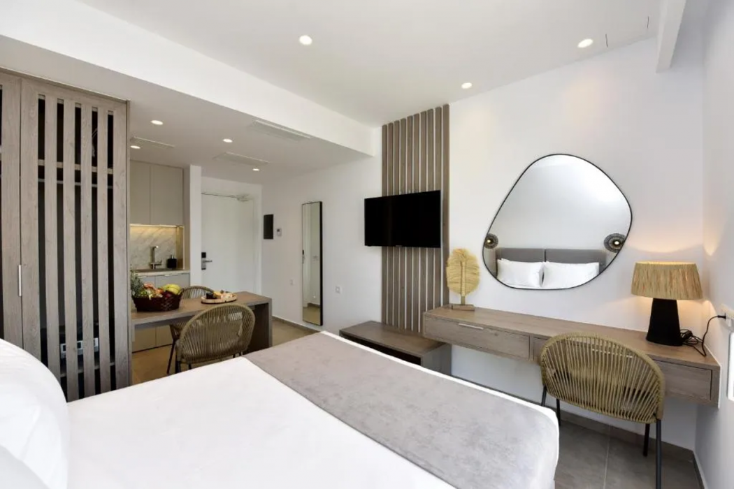 Anais Milos Suites 17/60