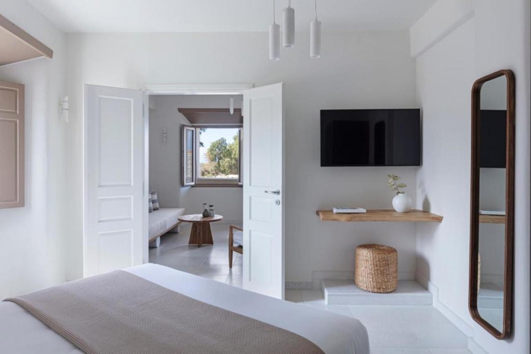 Ammothines Cycladic Suites 19/59