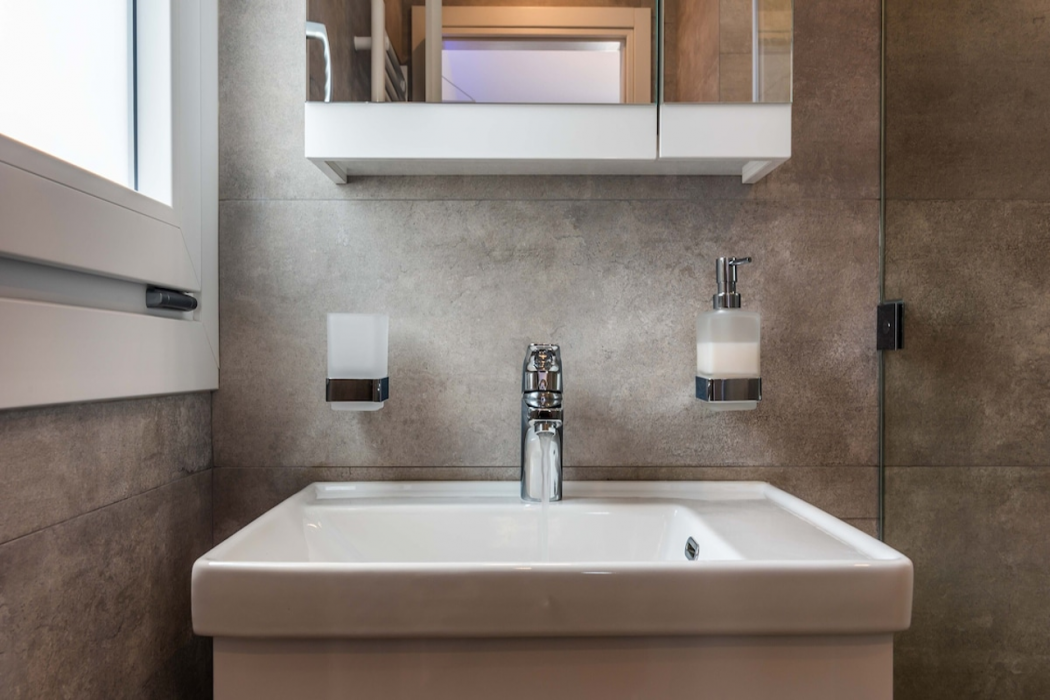White Rock Milos Suites 10/55