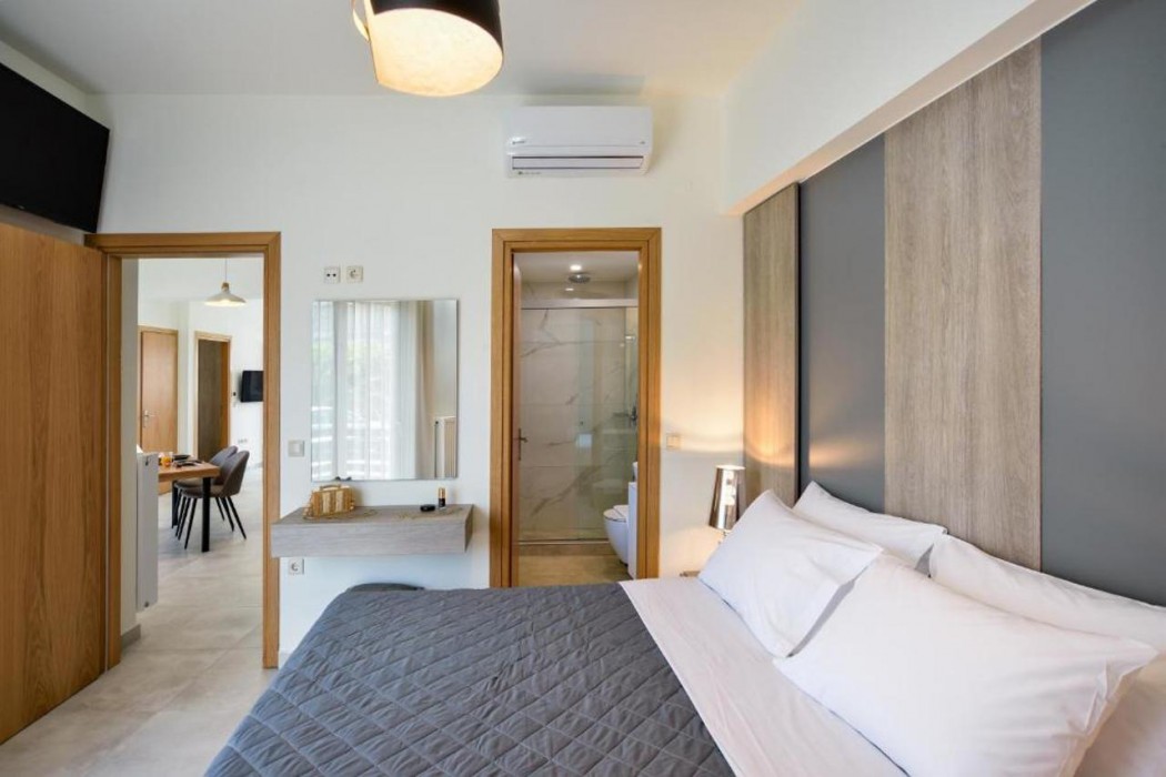 Elia Residences 10/59