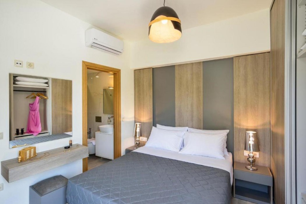 Elia Residences 15/59