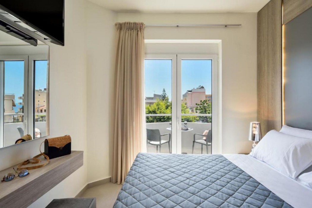 Elia Residences 9/59