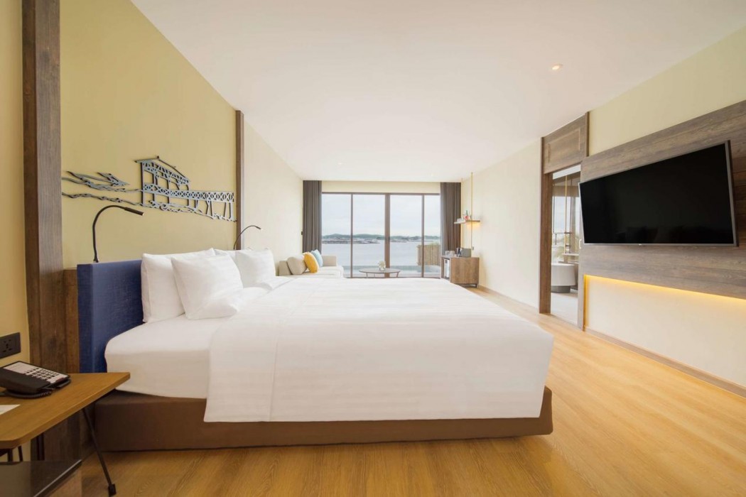 NOVOTEL KOH SI CHANG 9/41