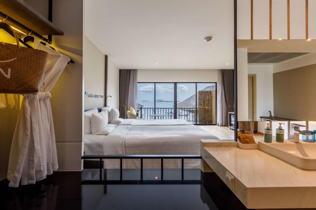 NOVOTEL KOH SI CHANG 10/41