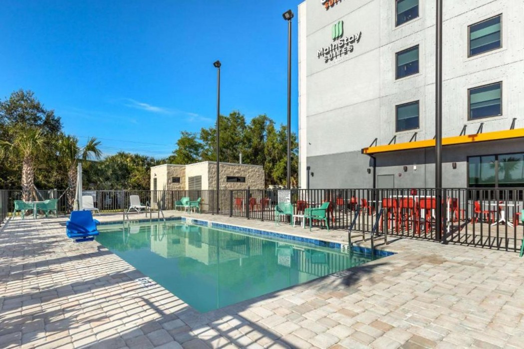 Comfort Suites Fort Myers East I-75 15/23