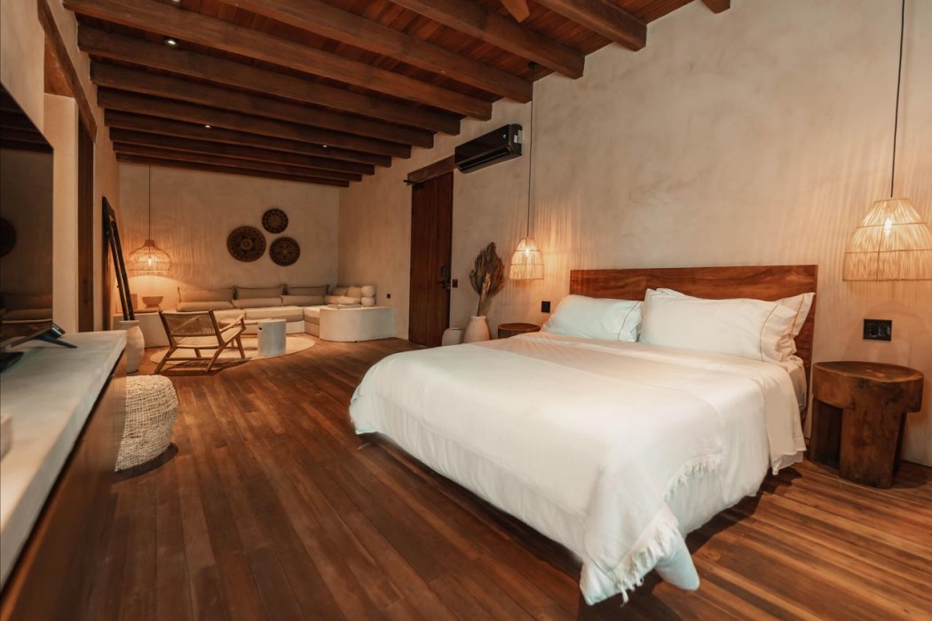 Makani Luxury Wanderlust 13/66