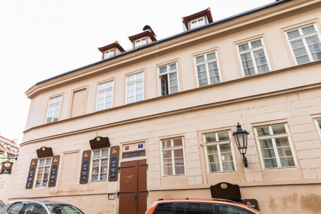 White Swan Boutique Apartments 1/58