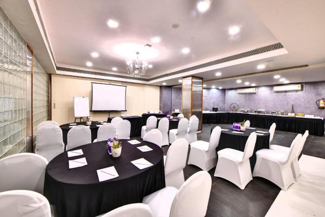 The Fern Residency Subhash Bridge Ahmedabad 53/65