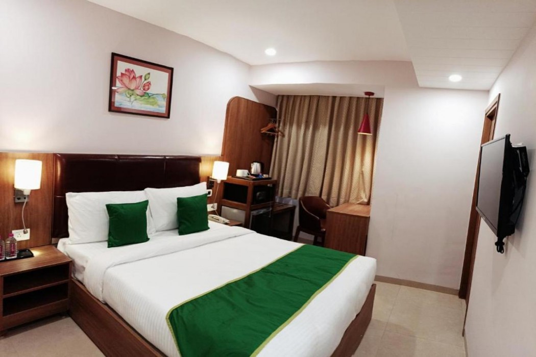 The Beacon Hotel Vadodara 6/30
