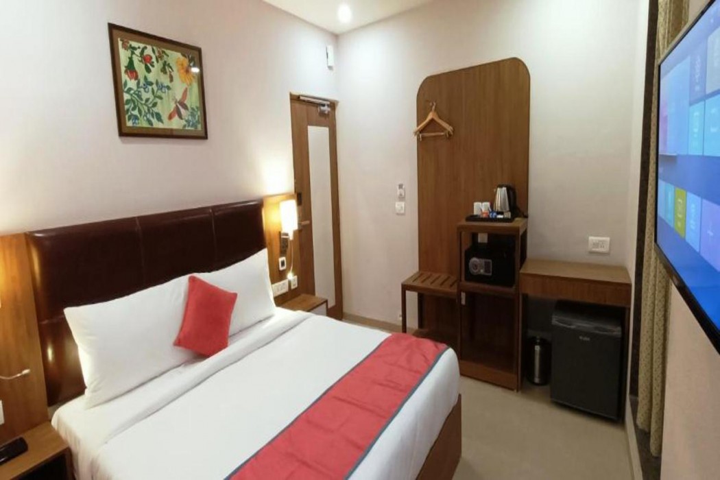 The Beacon Hotel Vadodara 8/30