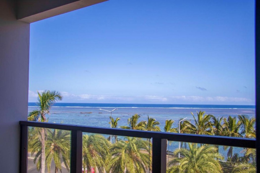 Ramada Suites by Wyndham Seafront Coral Coast 16/60