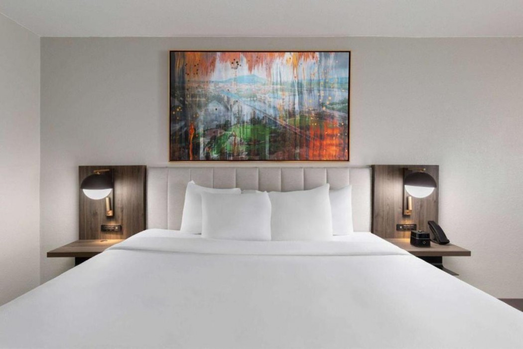 Hawthorn Extended Stay by Wyndham Knoxville 15/46