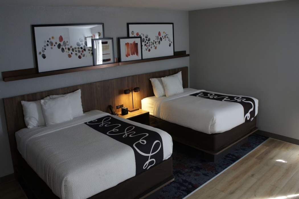 Hawthorn Extended Stay by Wyndham Knoxville 18/46