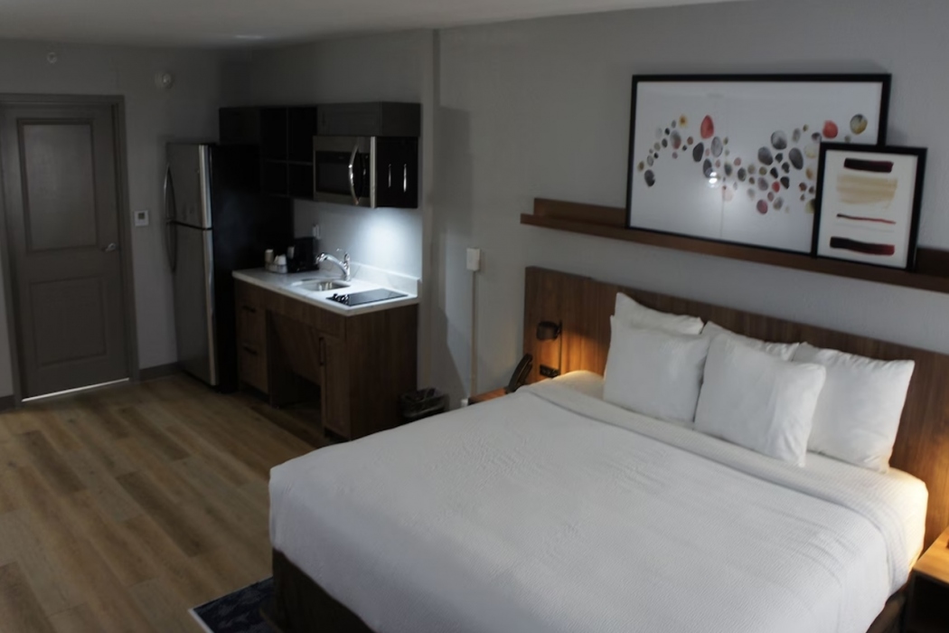 Hawthorn Extended Stay by Wyndham Knoxville 19/46