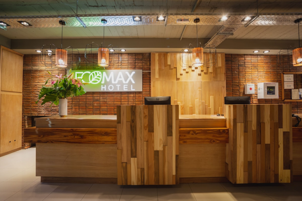 Hotel Ecomax 7/54