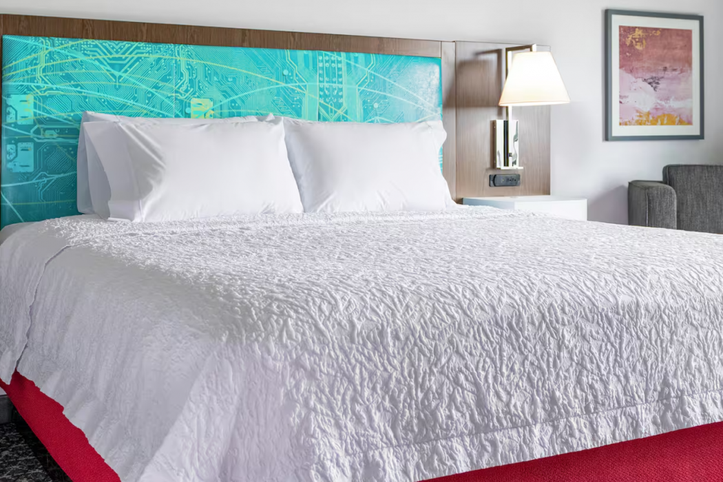 Hampton Inn Zion Crossroads Gordonsville, VA 8/17