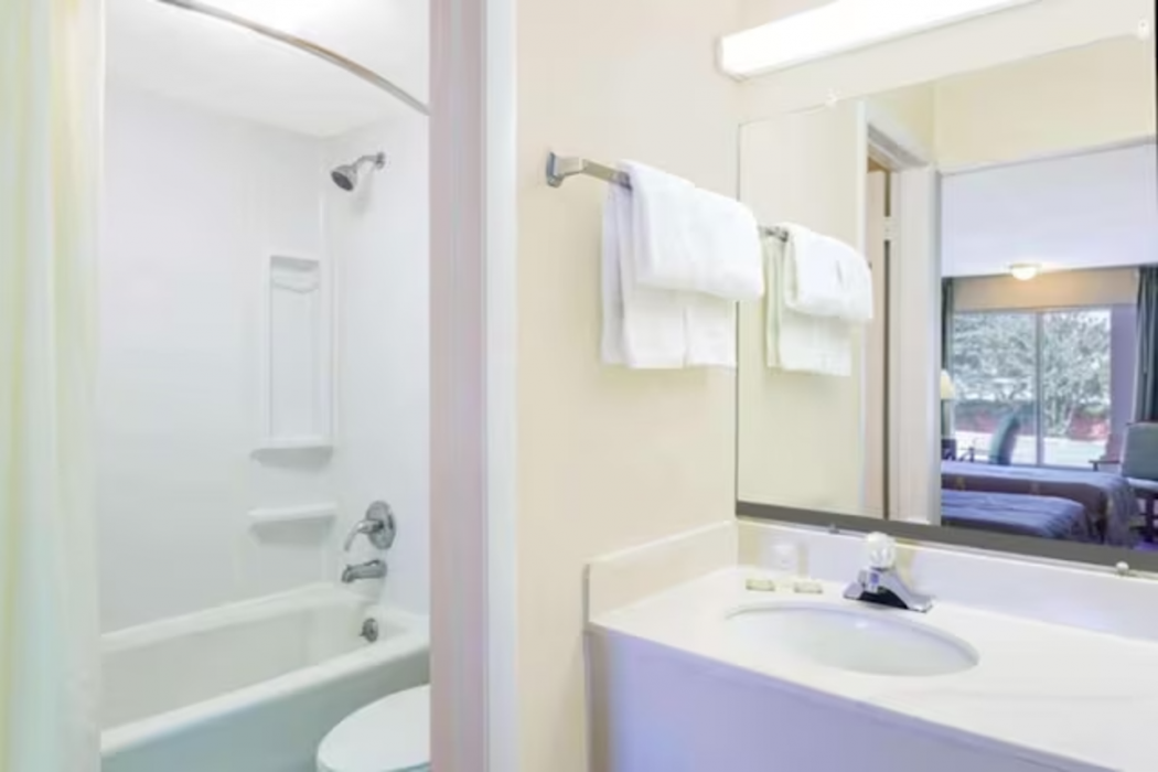 Ashland Studio Inn By OYO Richmond North near Kings Dominion 6/21