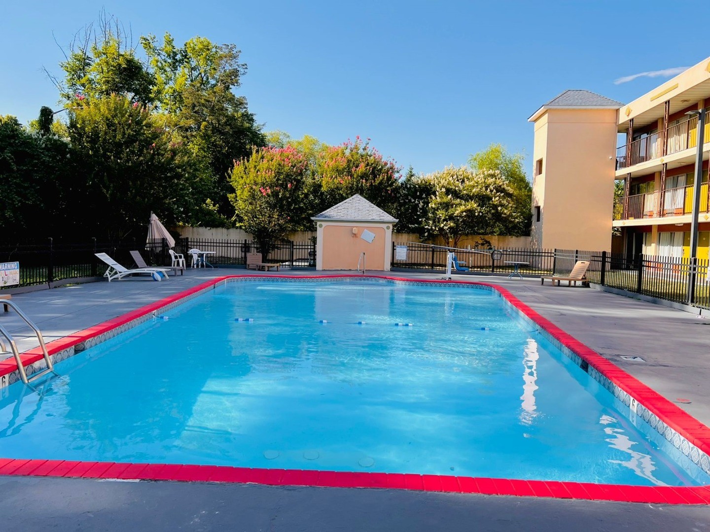 Ashland Studio Inn By OYO Richmond North near Kings Dominion 12/21