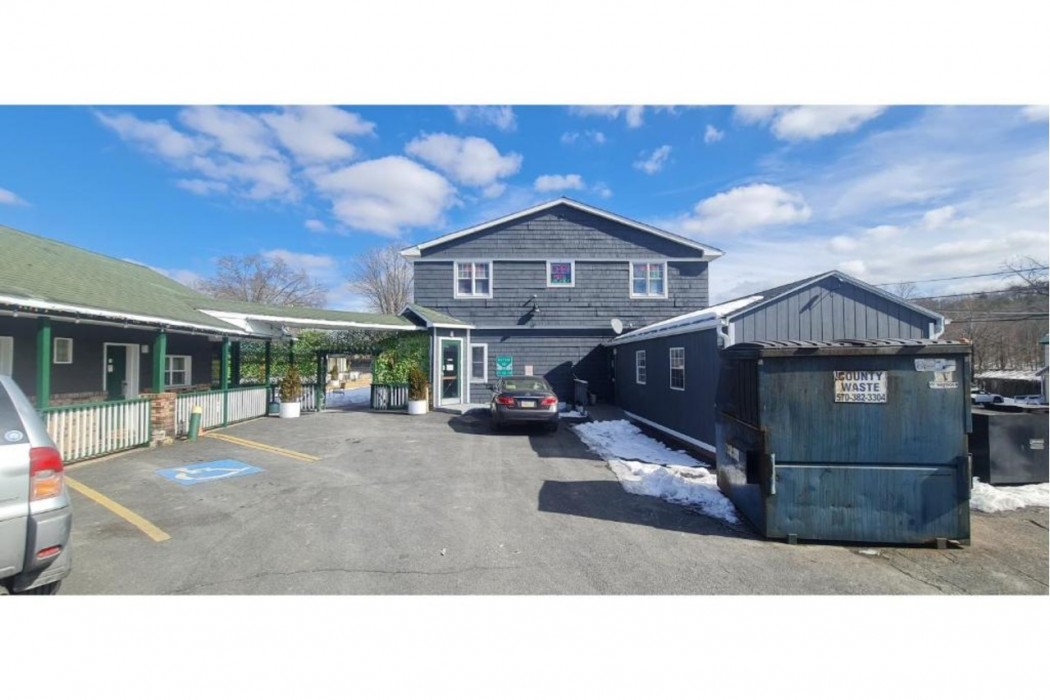 Werrys Cottages Motel & Pub 1/16